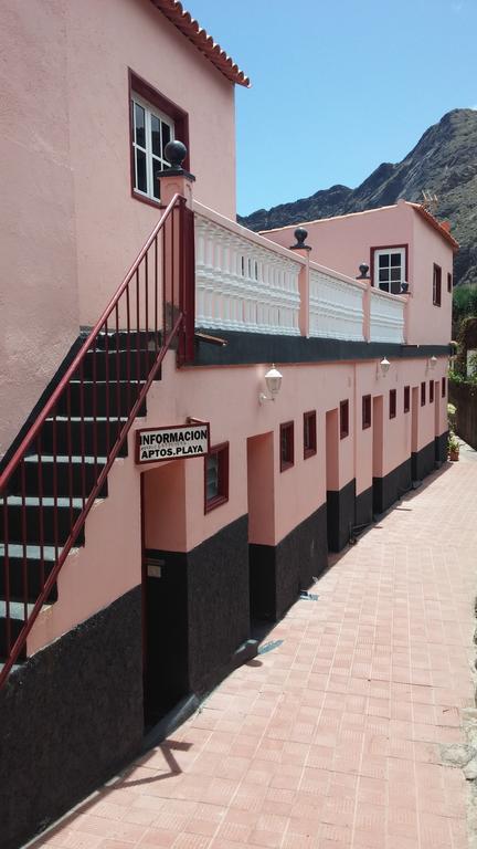 Apartamentos Playa Hermigua Værelse billede