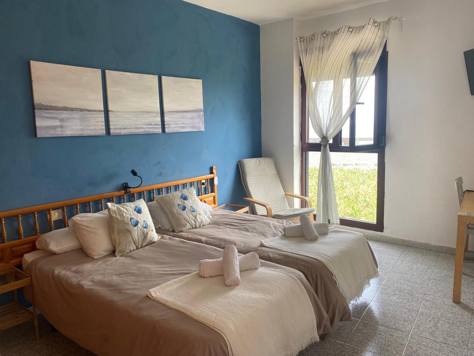 Apartamentos Playa Hermigua Eksteriør billede